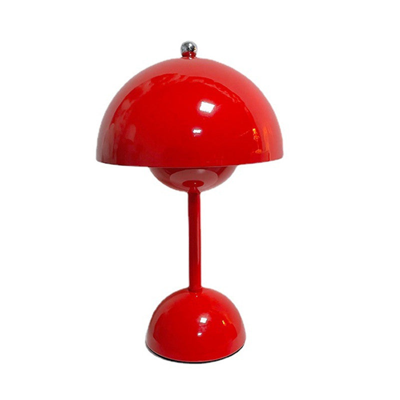 Cavira Flower Bud Iron Table Lamp with 6W LED, USB-powered, retro minimalist design, 30cm tall in various colors for bedroom or study.