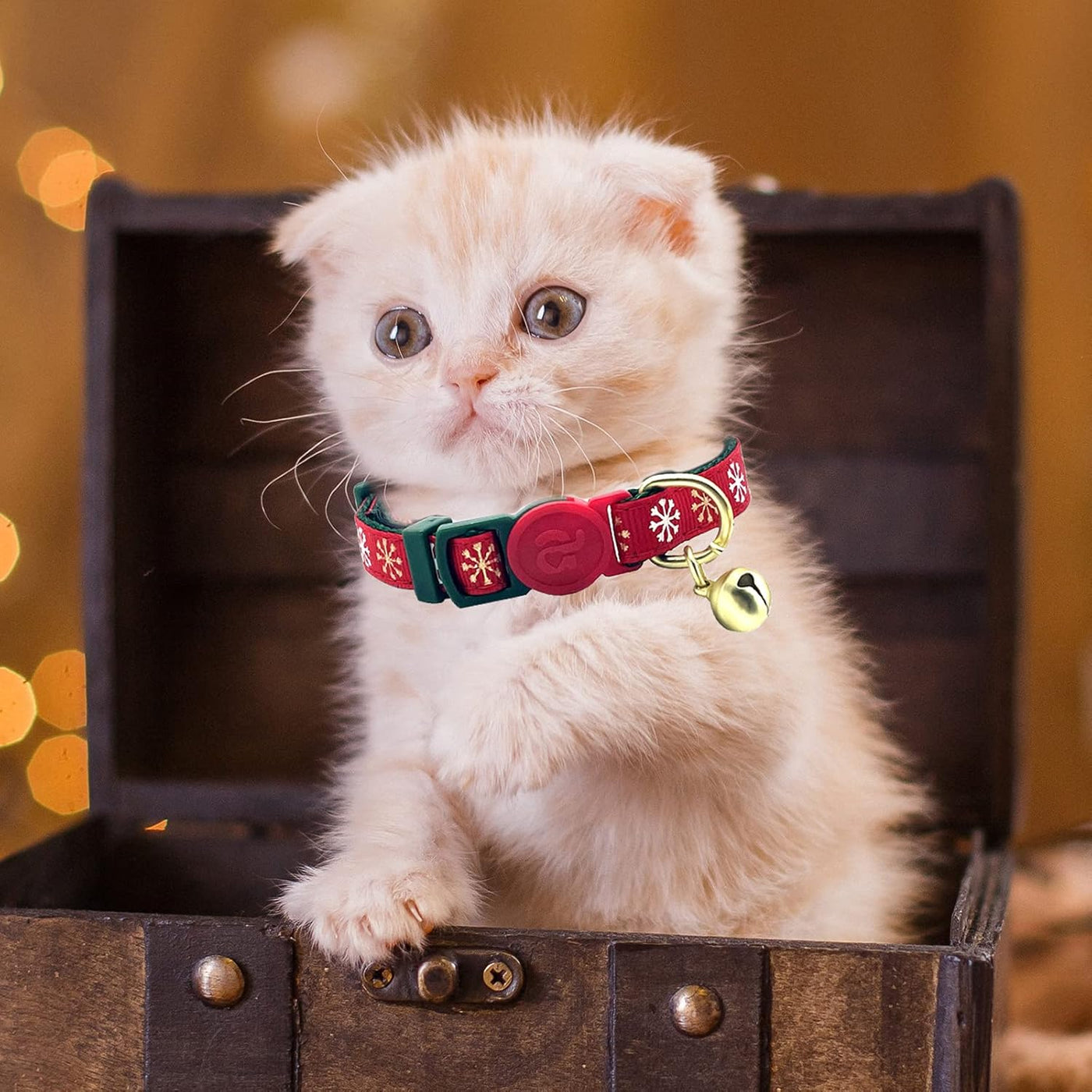 Festive 4-Pack Adjustable Breakaway Kitten Collars with Bells - Adorable Green Tree, Snowflake & Snowman Designs for Christmas and New Year