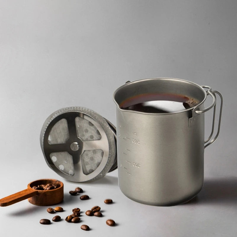 Pure titanium French press by Cavira, 750ml, lightweight and antibacterial, ideal for coffee and tea at home or camping.