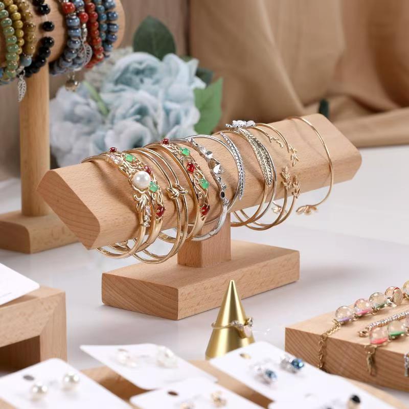 Luxury Walnut Jewelry Display Organizer – Necklace & Accessories Storage Stand