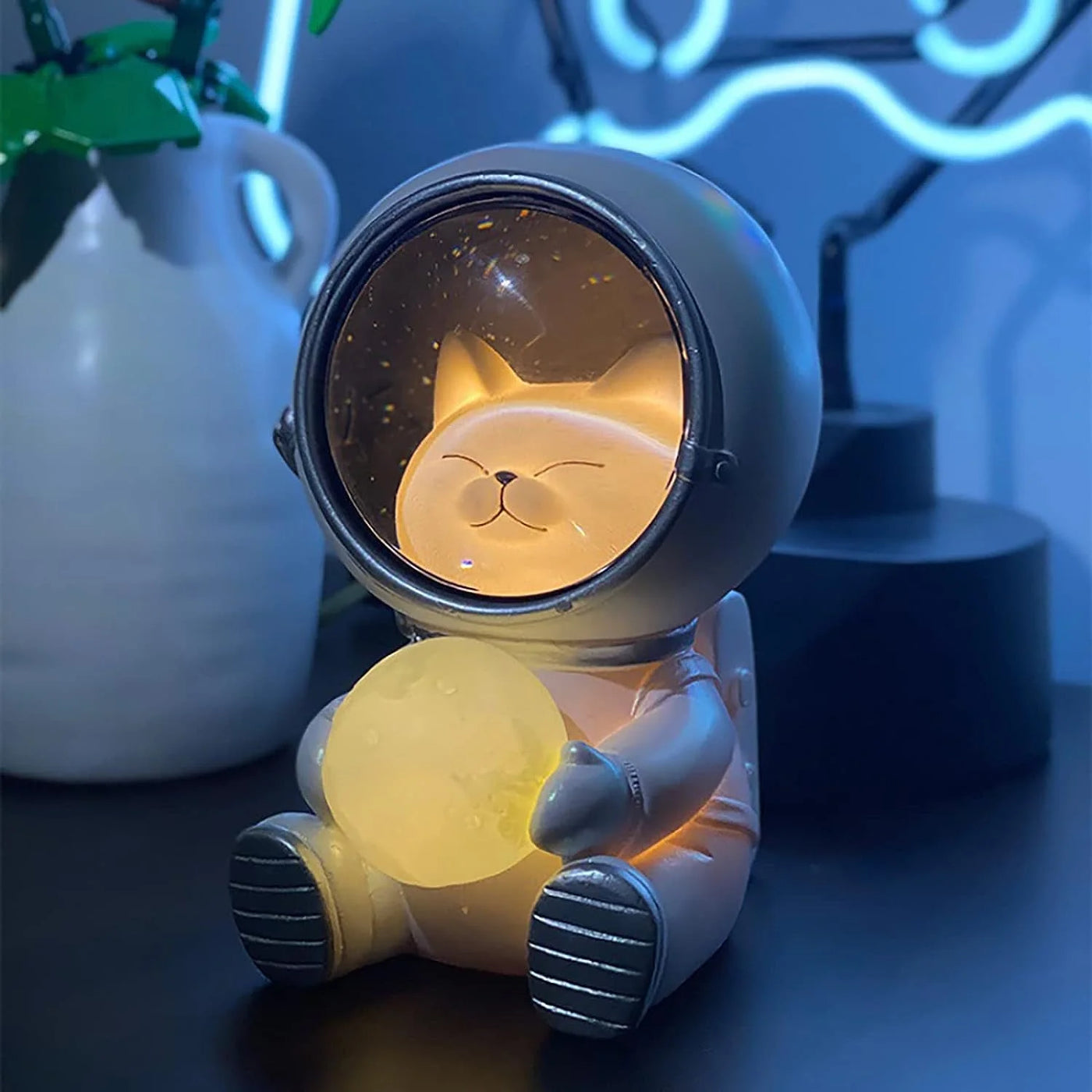 Space Cat Astronaut Lamp – LED Night Light for Home & Office - GG store