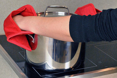 Personalized Heat Resistant Quilted Cotton Pot Holder Set - 3 Count, 7X9, Red - Customizable Kitchen Essential