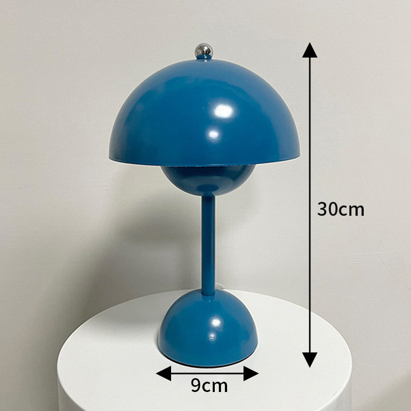 Flower Bud Iron Table Lamp | USB-Powered 6W LED Desk & Bedside Light | Retro Minimalist Design | 30cm | 9 Colours | Bedroom, Study & Home Décor | Cavira - Cavira