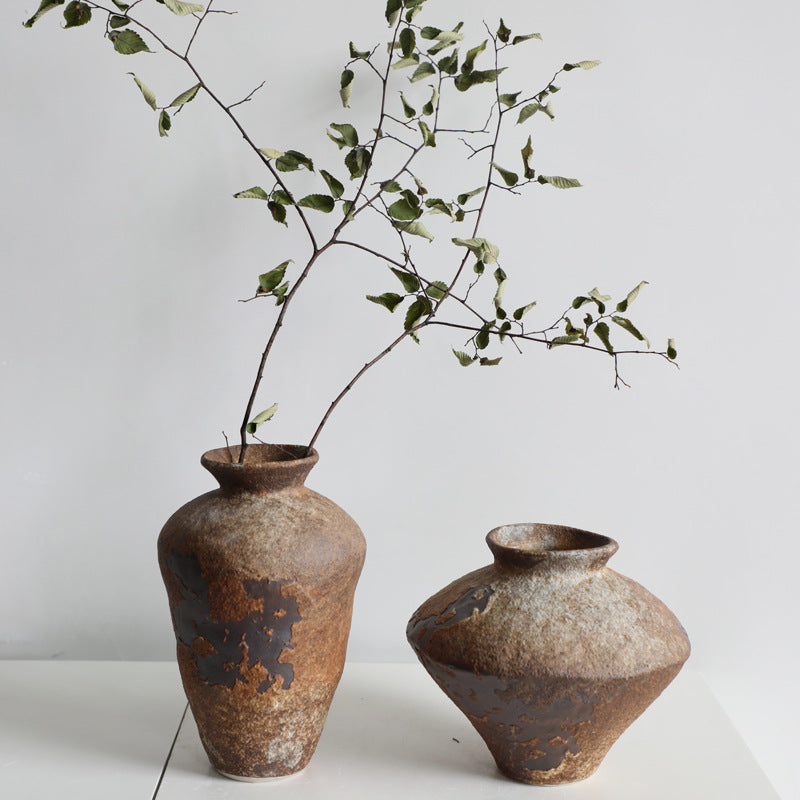 Rustic handmade ceramic vase by Cavira featuring mottled glaze, ideal for home decor in Zen, Japandi, and Chinese styles.