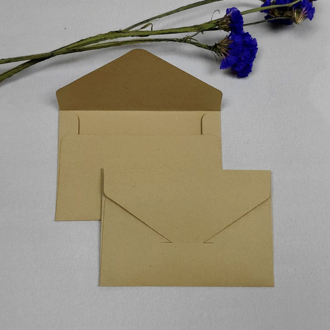 Kraft Paper Mini Envelope Blank Simple Greeting Card Invitation Envelope Bag Cavira