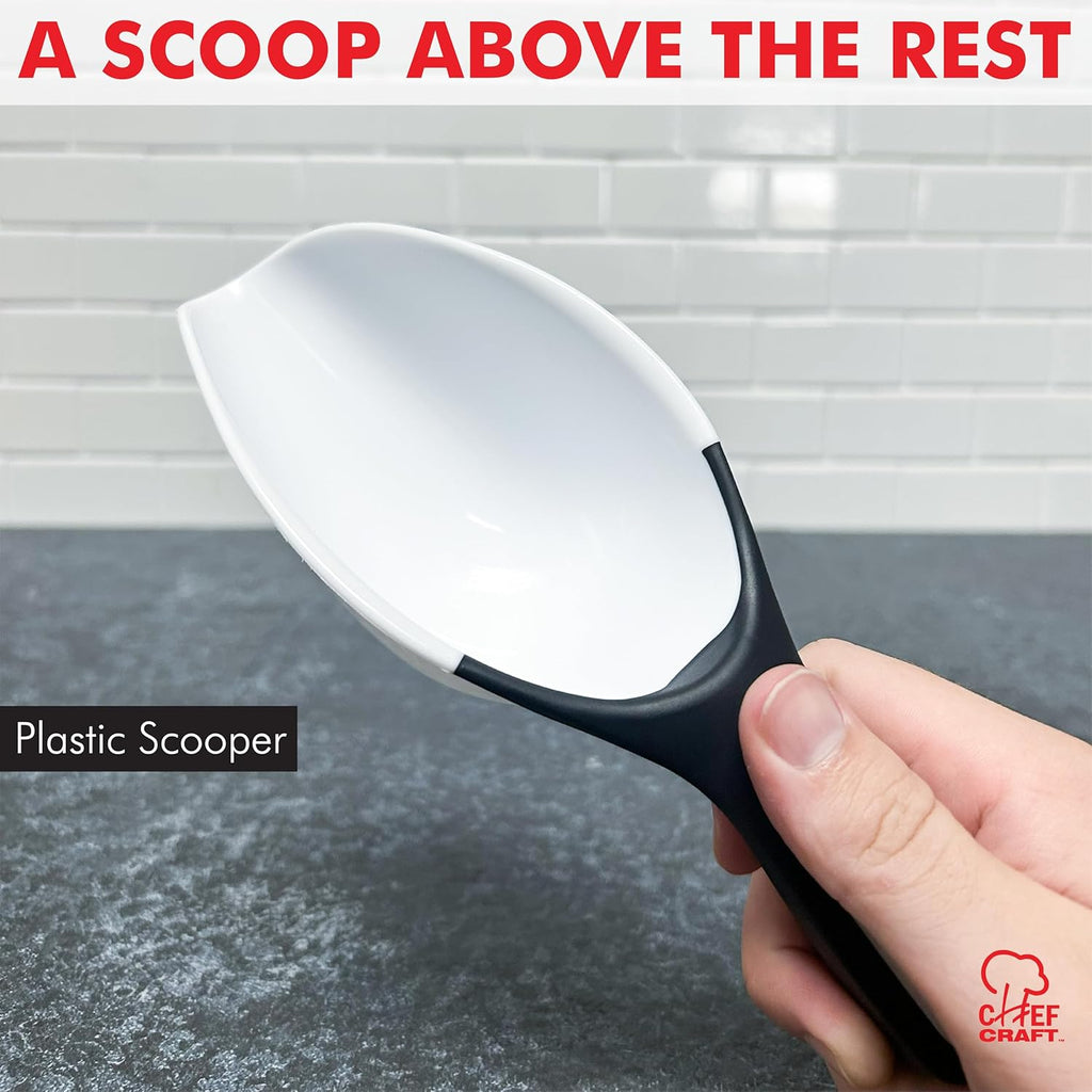White Plastic Scoop of 1 Cup, for home and garden use