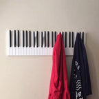 Wooden piano keyboard wall hook by Cavira, decorative wall decor in S, M, L sizes for entryway, bedroom, or music room.