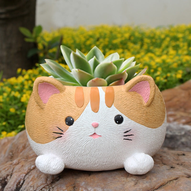 Cat-shaped resin succulent planter by Cavira, cute kitty flower pot with plant, perfect for desktop, balcony, or shelf décor.
