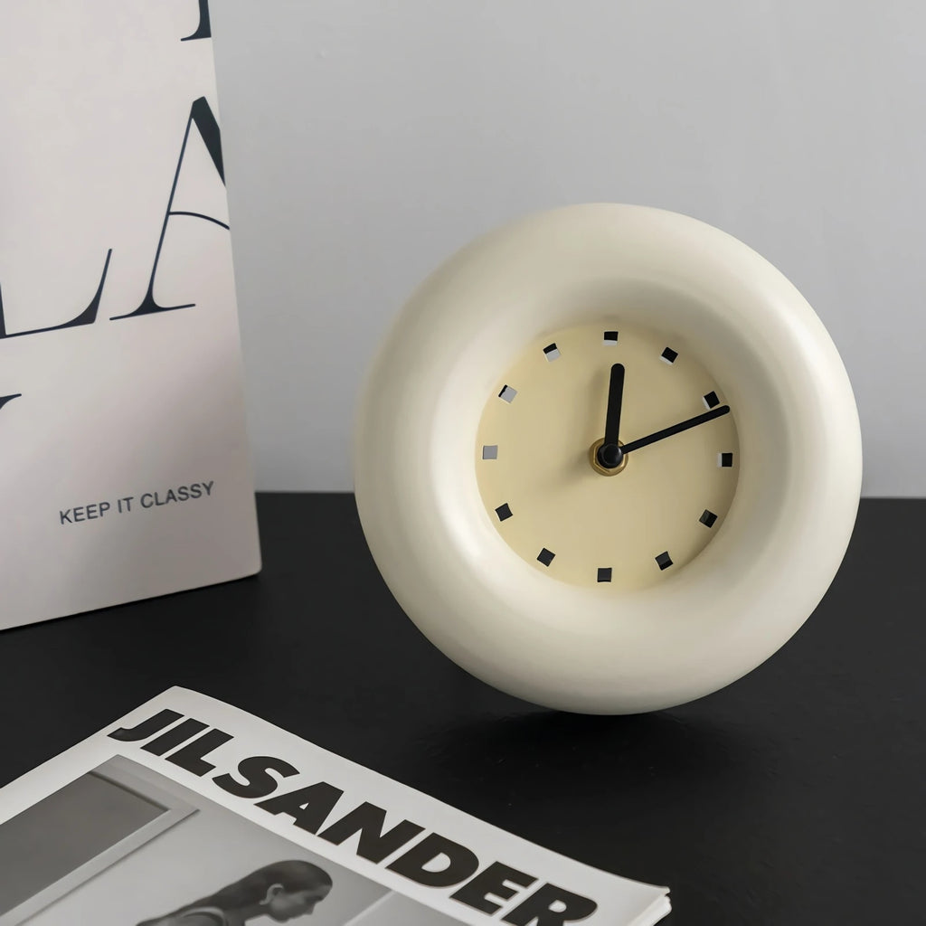Vintage iron desk clock by Cavira, 18x18cm, retro industrial style in white and black, battery-powered for bedroom, living room, or study.