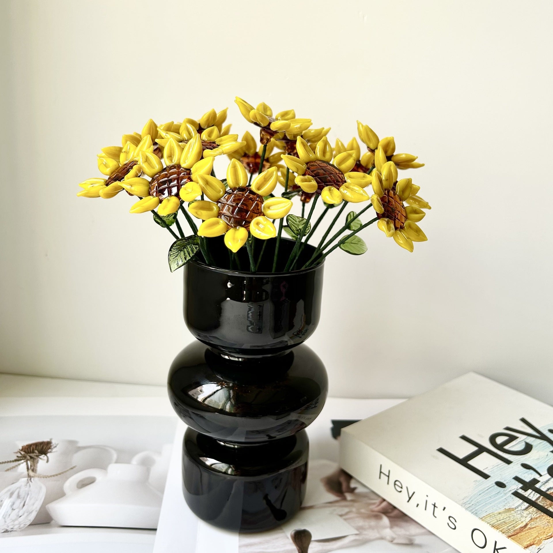 Glass Birth Flower Sculpture with Iron Wire Stem – Handmade Monthly Floral Home Décor