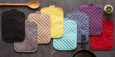 Personalized Heat Resistant Quilted Cotton Pot Holder Set - 3 Count, 7X9, Red - Customizable Kitchen Essential