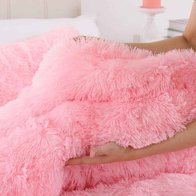 Fluffy Queen Comforter Set, Faux Fur Pink Comforter Set Queen Size, Luxury Fuzzy Bedding Set, Soft Shaggy Bed Set Pink for All Season, 3 Pieces - 1 Comforter & 2 Pillowcases - GG store
